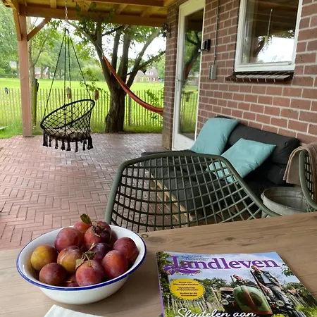 Boerderijlodge Met Hottub Дом отдыха