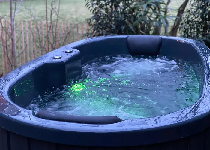 Luxe Lodge Met Hottub Op Het Platteland *