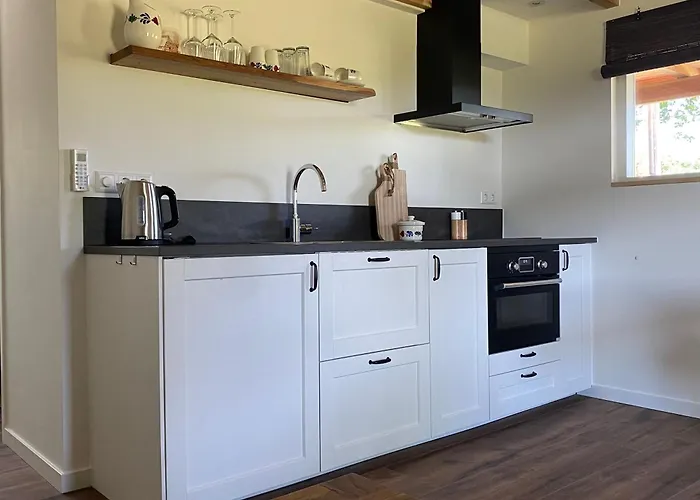 펜션 Luxe Lodge Met Hottub Op Het Platteland